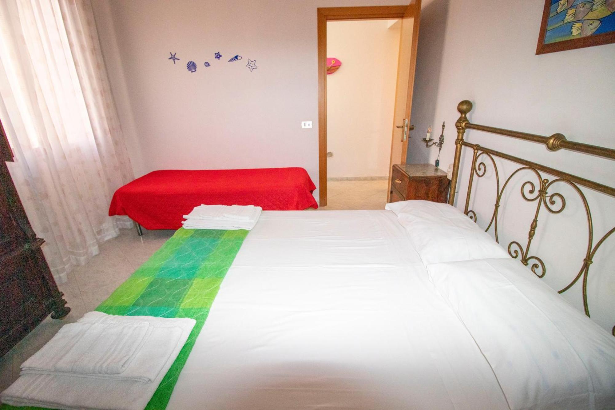 Case Vacanza Cristina Site In Antico Baglio E In Via Abruzzi N 161 San Vito Lo Capo Kültér fotó